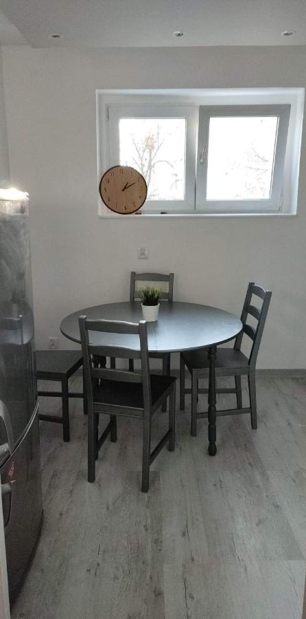 Apartament Dolna Wilda - Klucz W Skrytce Apartamento Poznan Exterior foto